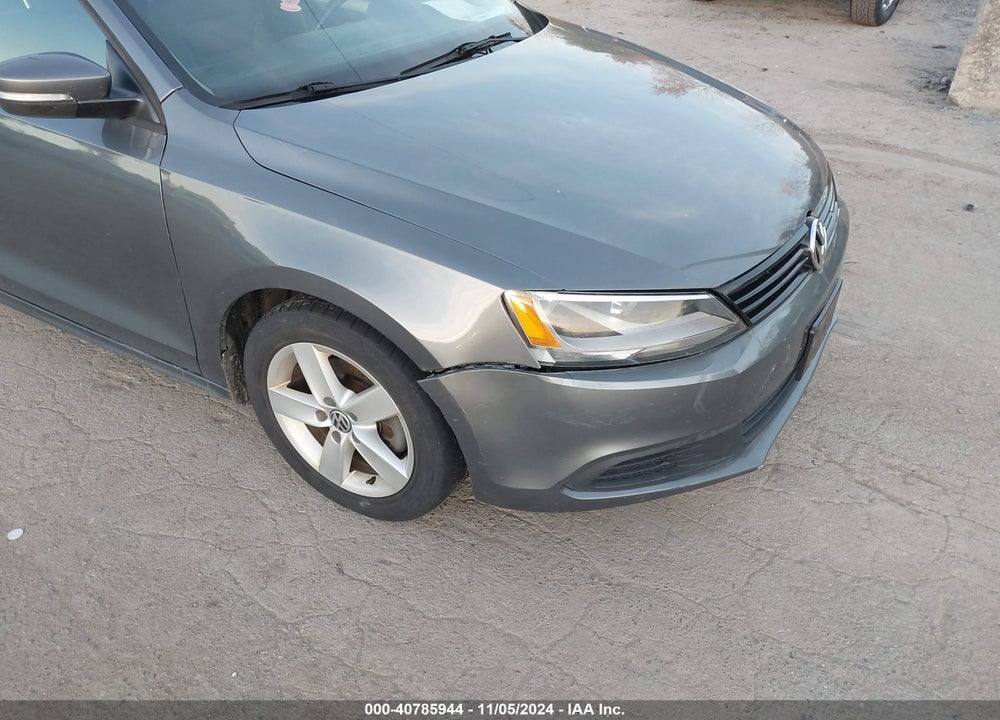 2012 VOLKSWAGEN JETTA 2.0L TDI VIN: 3VWLL7AJ3CM424002