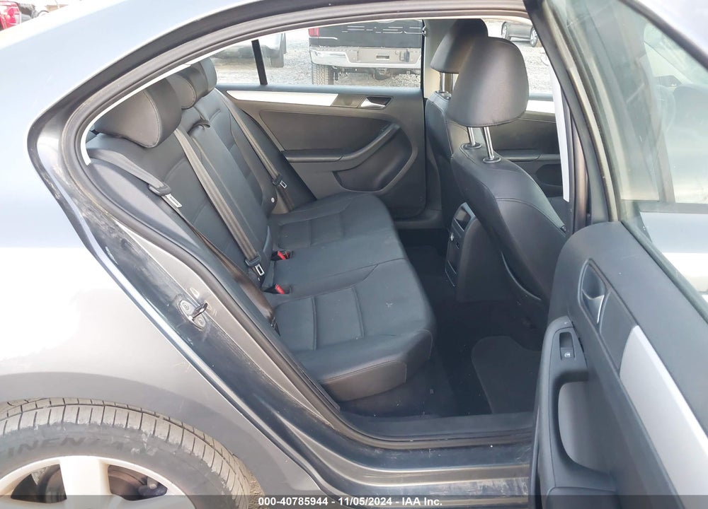 2012 VOLKSWAGEN JETTA 2.0L TDI VIN: 3VWLL7AJ3CM424002