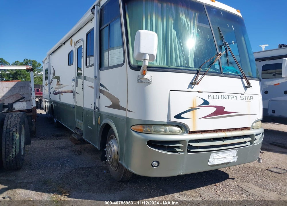 2004 NEWMAR KOUNTRY STAR VIN: 5B4MP67G943381523