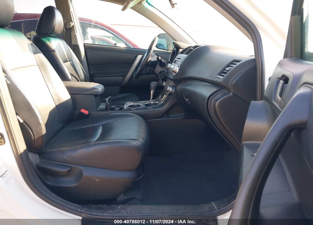 2010 TOYOTA HIGHLANDER SE V6 VIN: 5TDJK3EH1AS032274