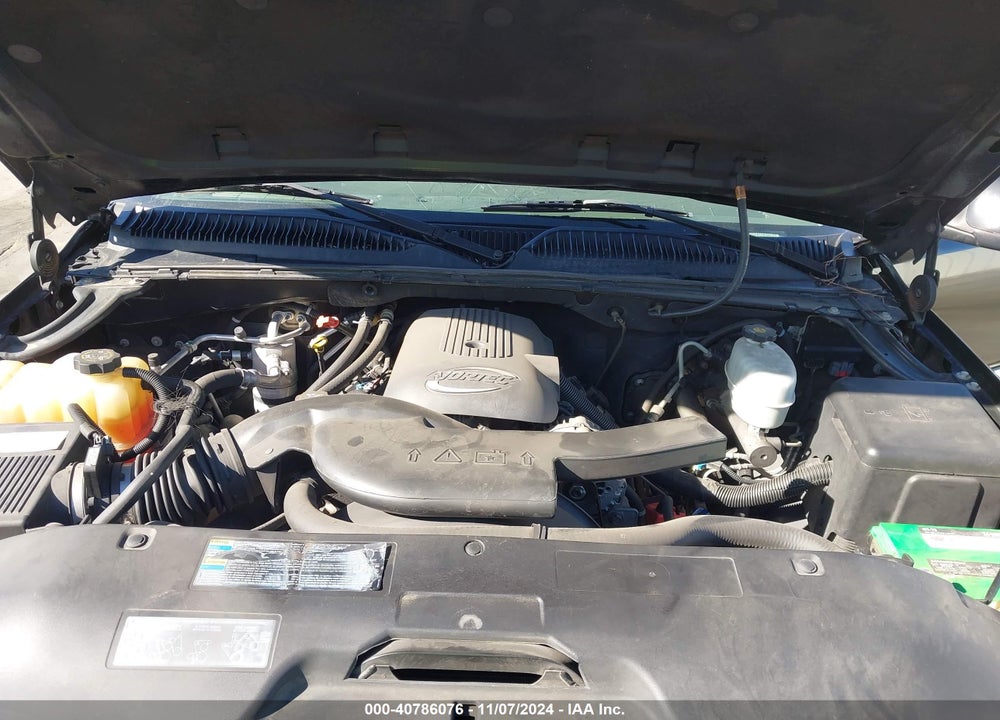 2004 GMC YUKON SLE VIN: 1GKEC13T04R211245
