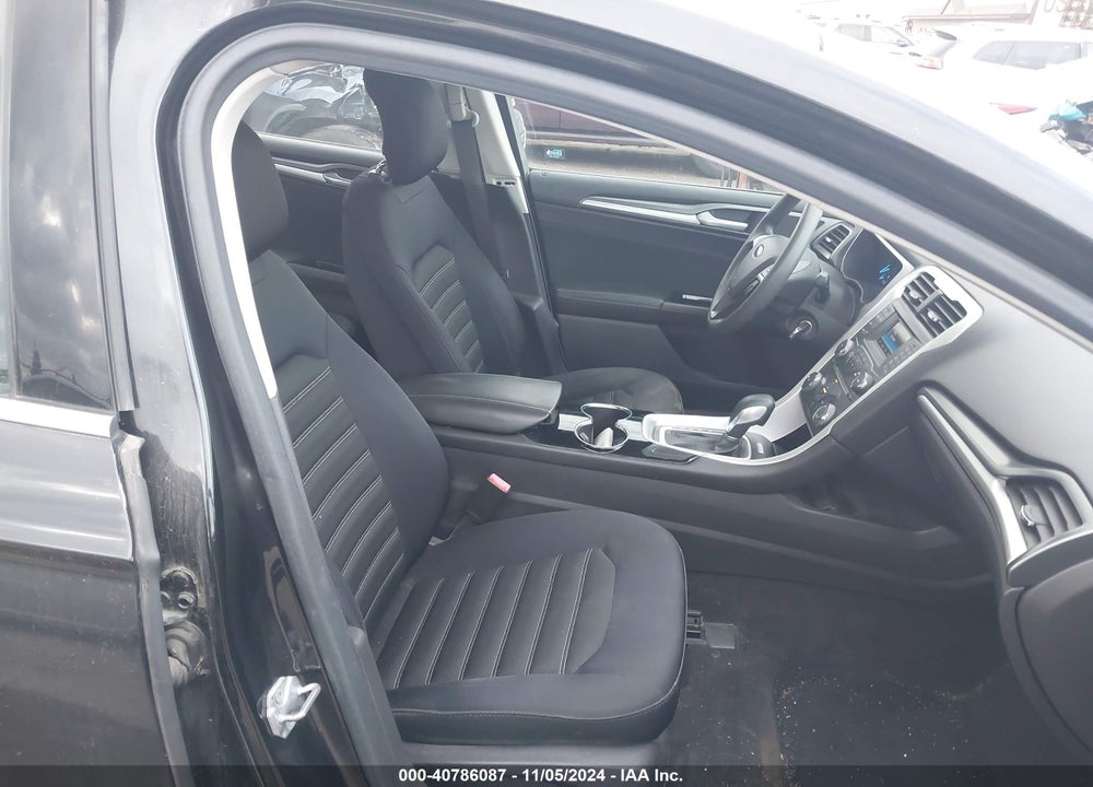 2014 FORD FUSION SE VIN: 3FA6P0HDXER328097
