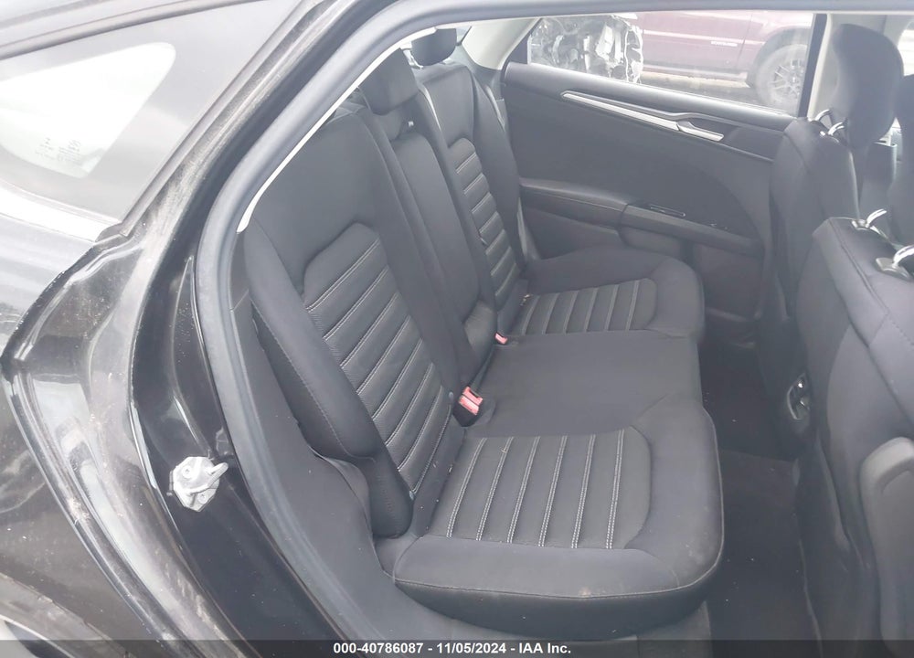 2014 FORD FUSION SE VIN: 3FA6P0HDXER328097