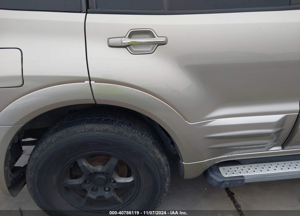 2001 MITSUBISHI MONTERO LIMITED VIN: JA4MW51R71J005034