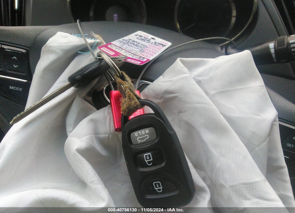 2012 HYUNDAI SONATA GLS VIN: 5NPEB4AC3CH487735