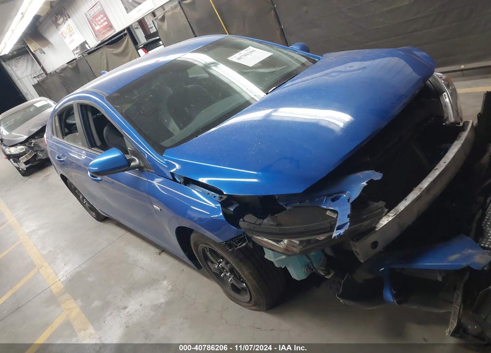 2018 HYUNDAI IONIQ HYBRID BLUE VIN: KMHC65LC2JU068613