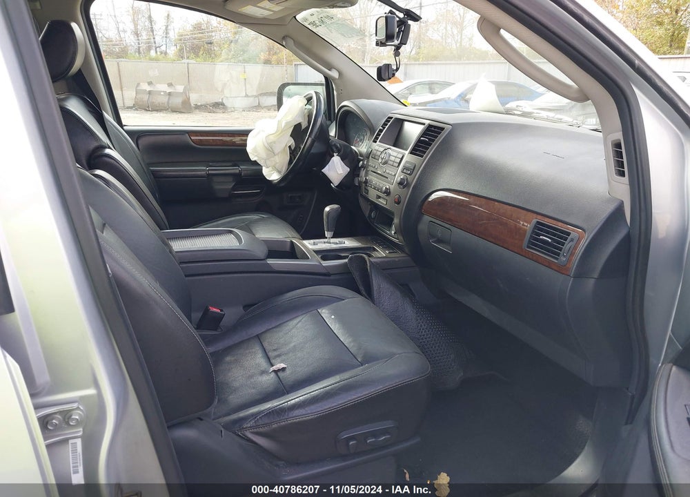 2011 NISSAN ARMADA PLATINUM VIN: 5N1AA0NE5BN615005