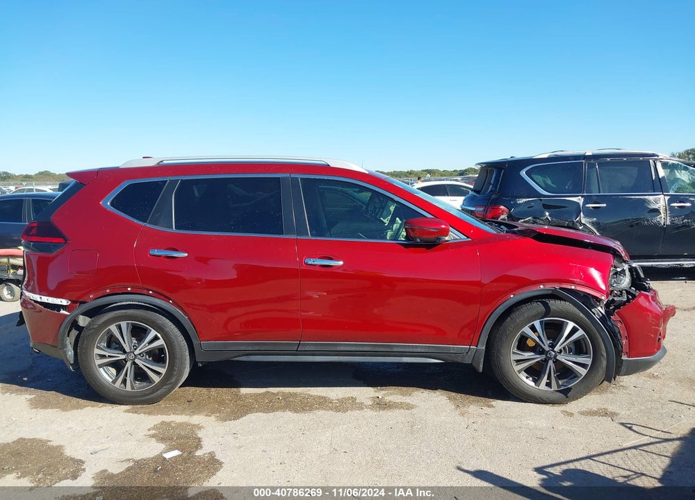 2019 NISSAN ROGUE SV VIN: 5N1AT2MT8KC709784