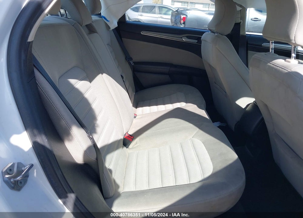 2017 FORD FUSION S VIN: 3FA6P0G78HR373619