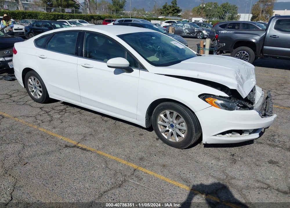 2017 FORD FUSION S VIN: 3FA6P0G78HR373619
