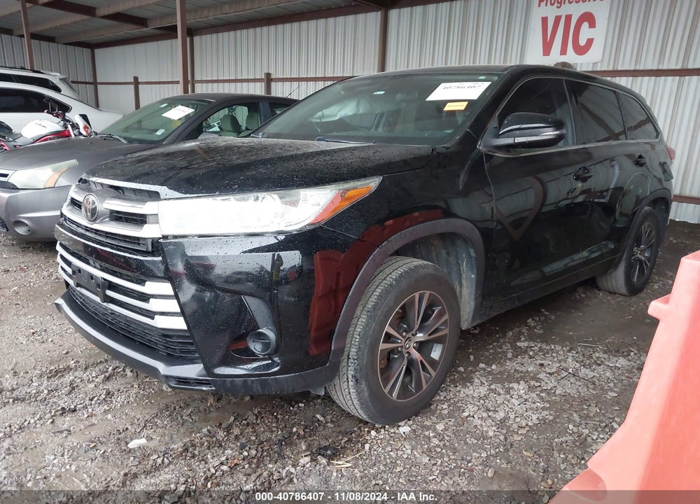 2017 TOYOTA HIGHLANDER LE VIN: 5TDZARFH0HS030744