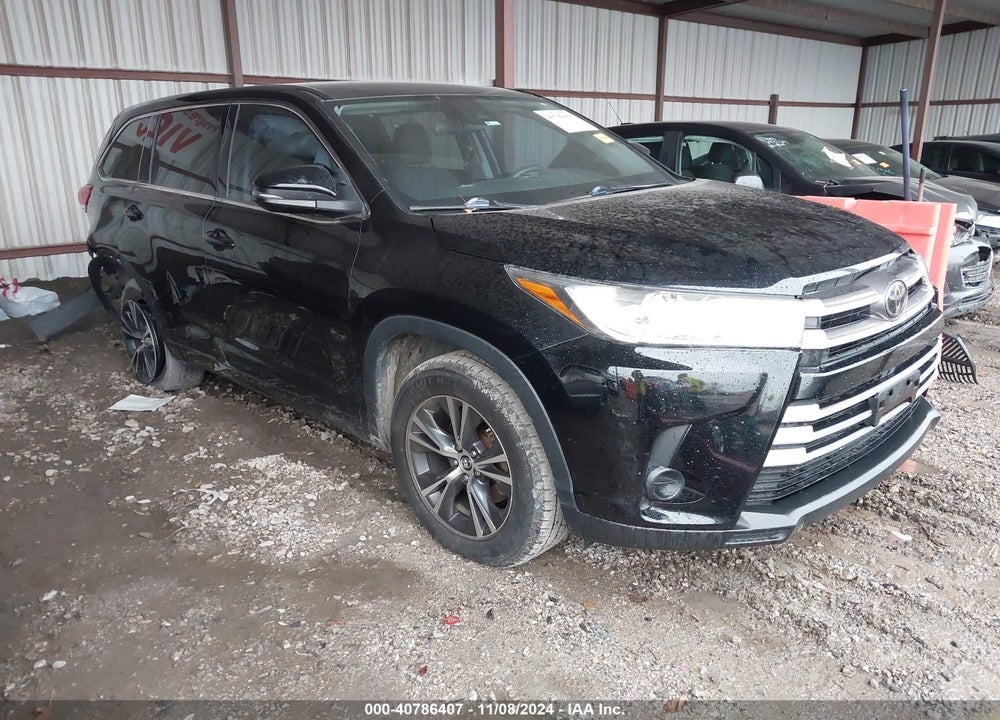 2017 TOYOTA HIGHLANDER LE VIN: 5TDZARFH0HS030744
