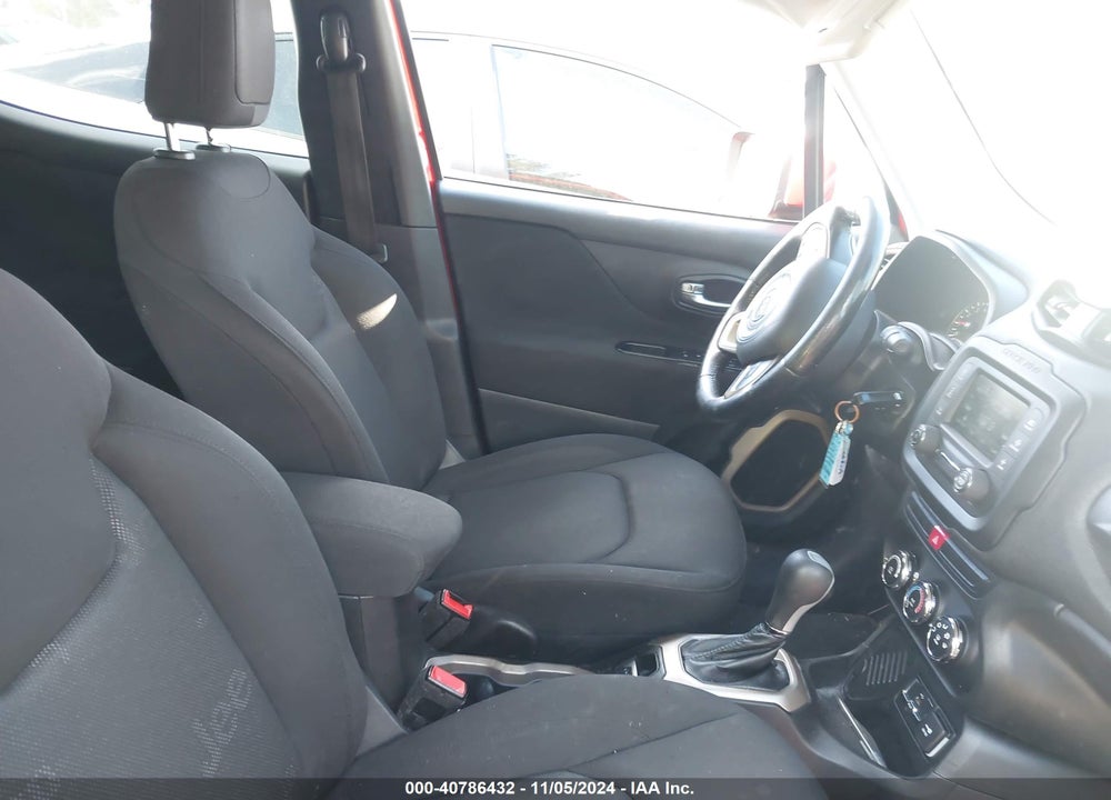 2015 JEEP RENEGADE LATITUDE VIN: ZACCJABT9FPC05035