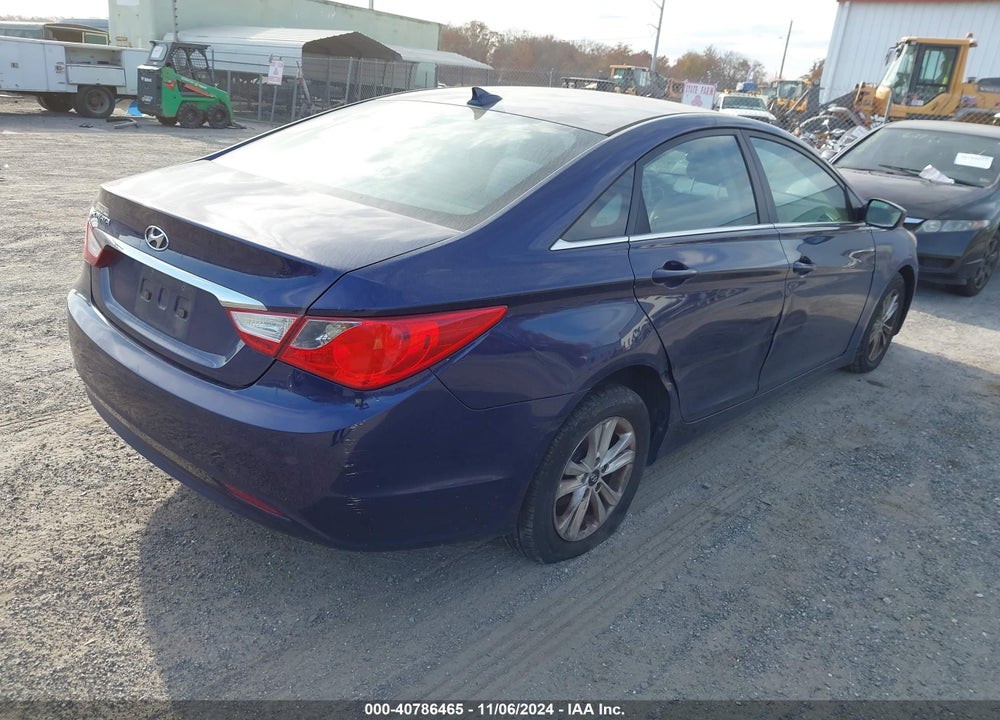 2013 HYUNDAI SONATA GLS VIN: 5NPEB4AC6DH549209