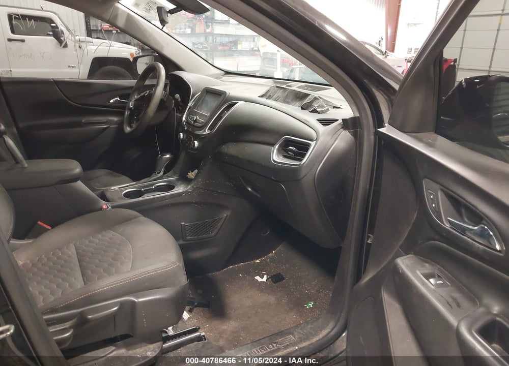 2018 CHEVROLET EQUINOX LT VIN: 2GNAXSEV9J6247940