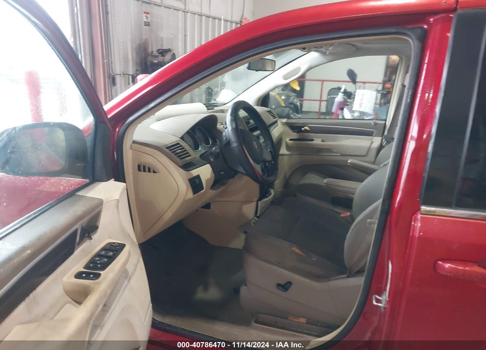2009 VOLKSWAGEN ROUTAN SE VIN: 2V8HW341X9R541683