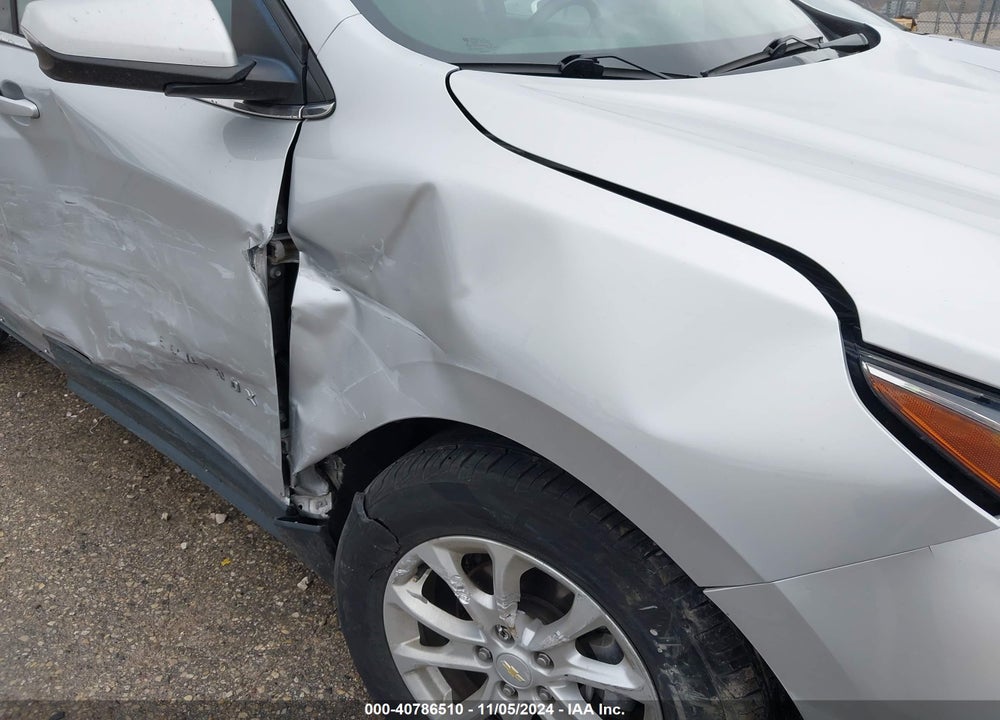 2018 CHEVROLET EQUINOX LT VIN: 2GNAXSEV5J6117587