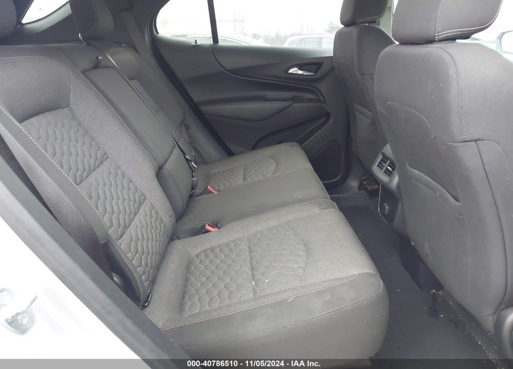2018 CHEVROLET EQUINOX LT VIN: 2GNAXSEV5J6117587
