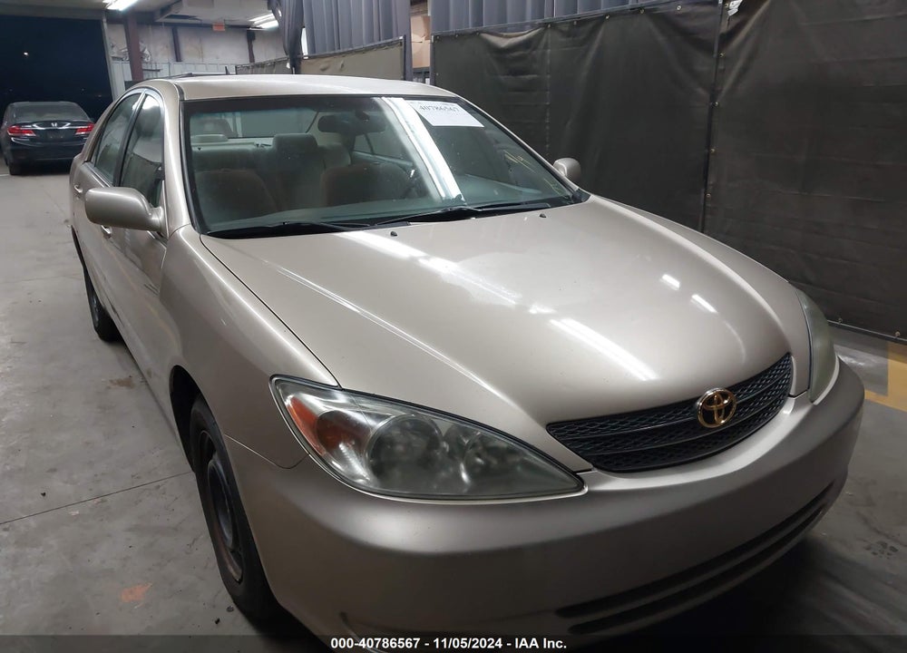 2002 TOYOTA CAMRY LE VIN: 4T1BE32K52U519627