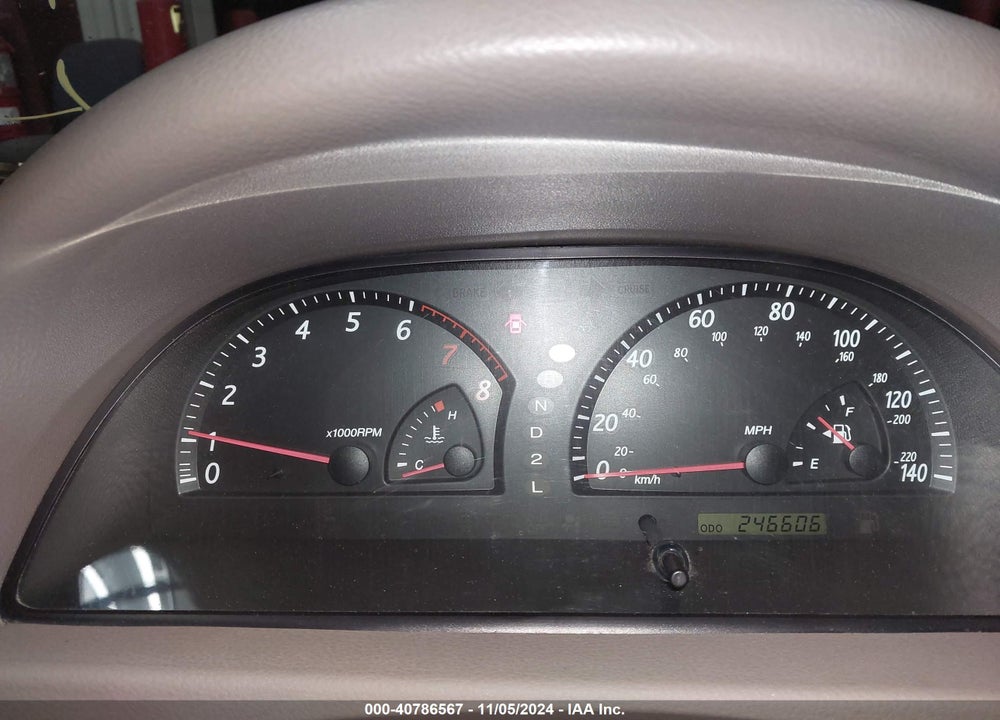 2002 TOYOTA CAMRY LE VIN: 4T1BE32K52U519627