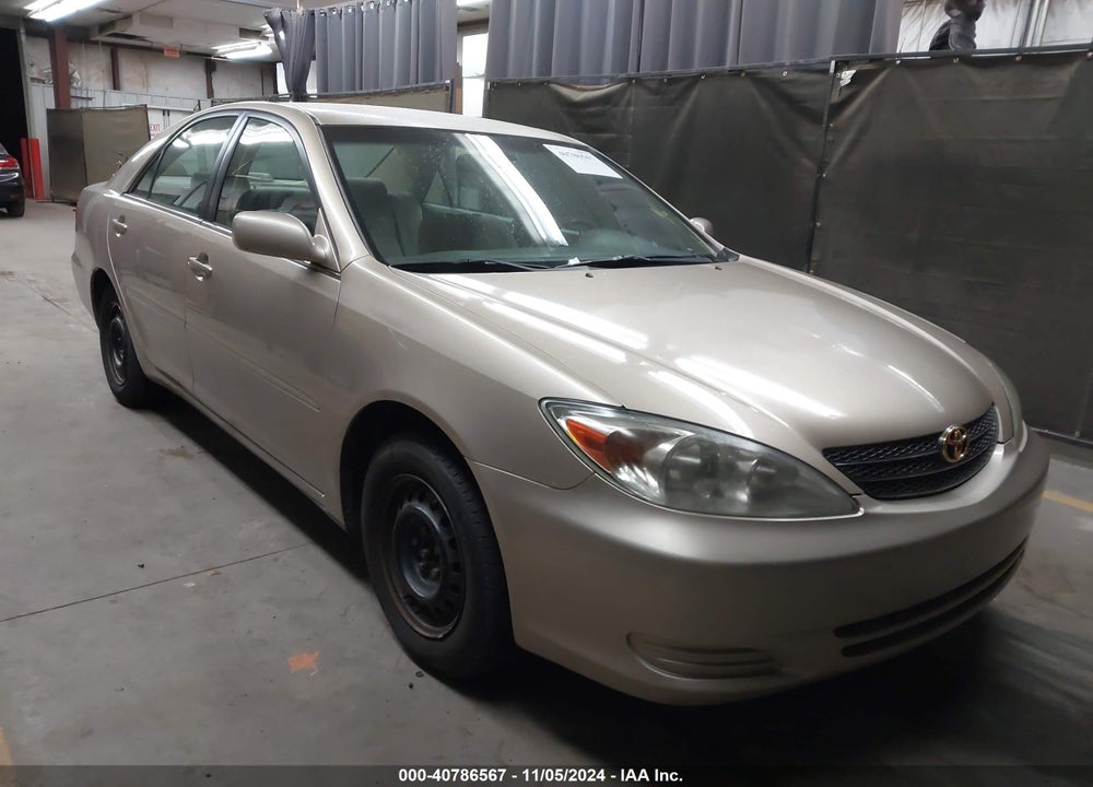 2002 TOYOTA CAMRY LE VIN: 4T1BE32K52U519627