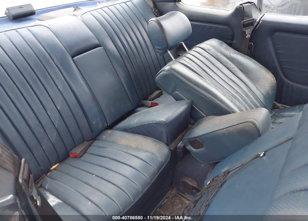 1982 MERCEDES-BENZ 300 CDT VIN: WDBAB53A9CB000019