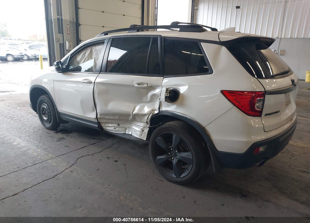 2021 HONDA PASSPORT AWD TOURING VIN: 5FNYF8H94MB011092
