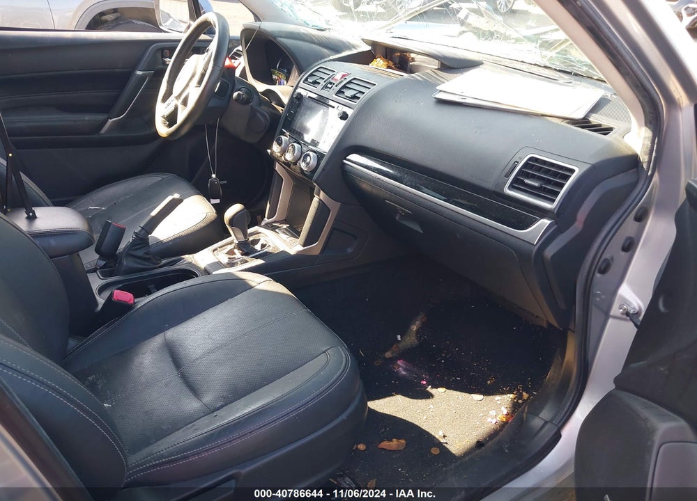 2018 SUBARU FORESTER 2.5I TOURING VIN: JF2SJAWC5JH566057