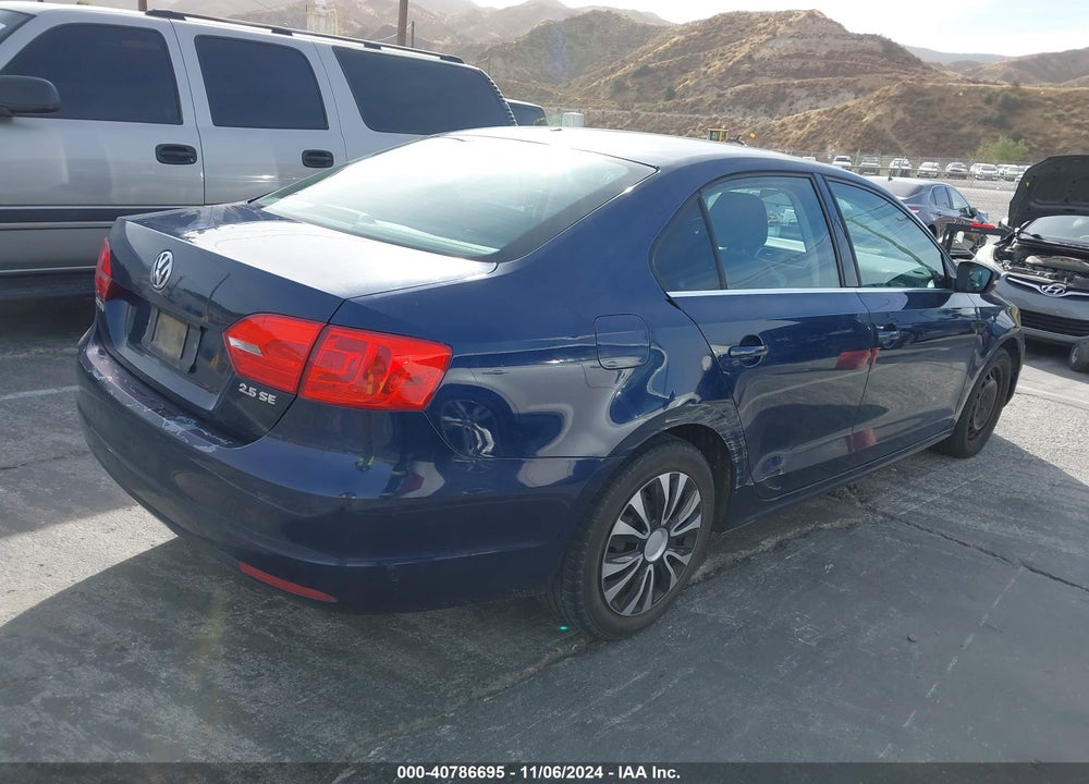 2013 VOLKSWAGEN JETTA SE VIN: 3VWDP7AJ4DM371028