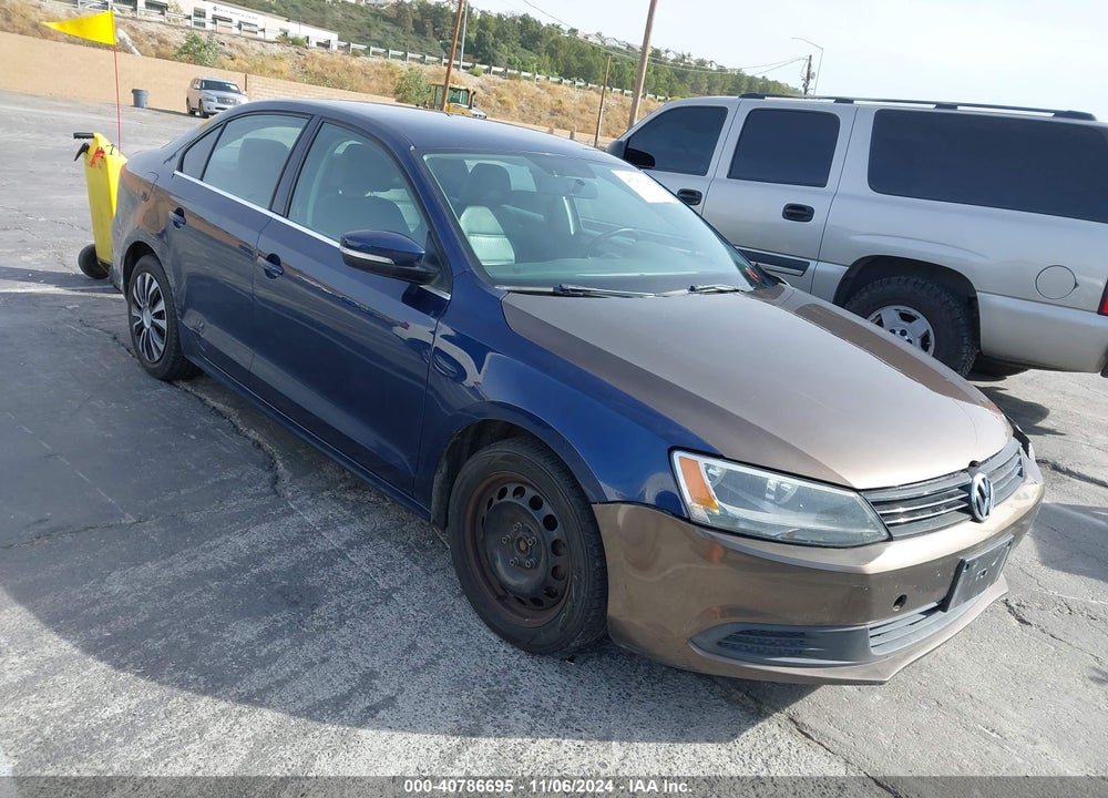 2013 VOLKSWAGEN JETTA SE VIN: 3VWDP7AJ4DM371028