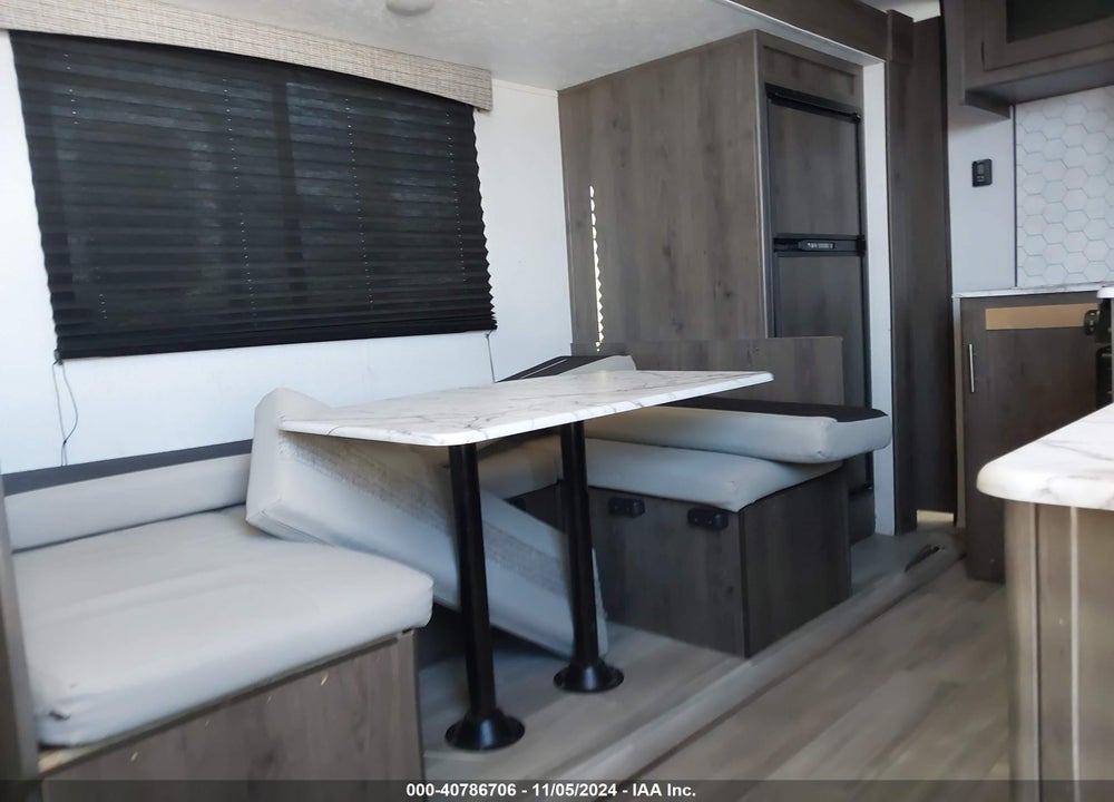 2023 VIKING 272RLS VIN: 5ZT2VWSBXPJ132391