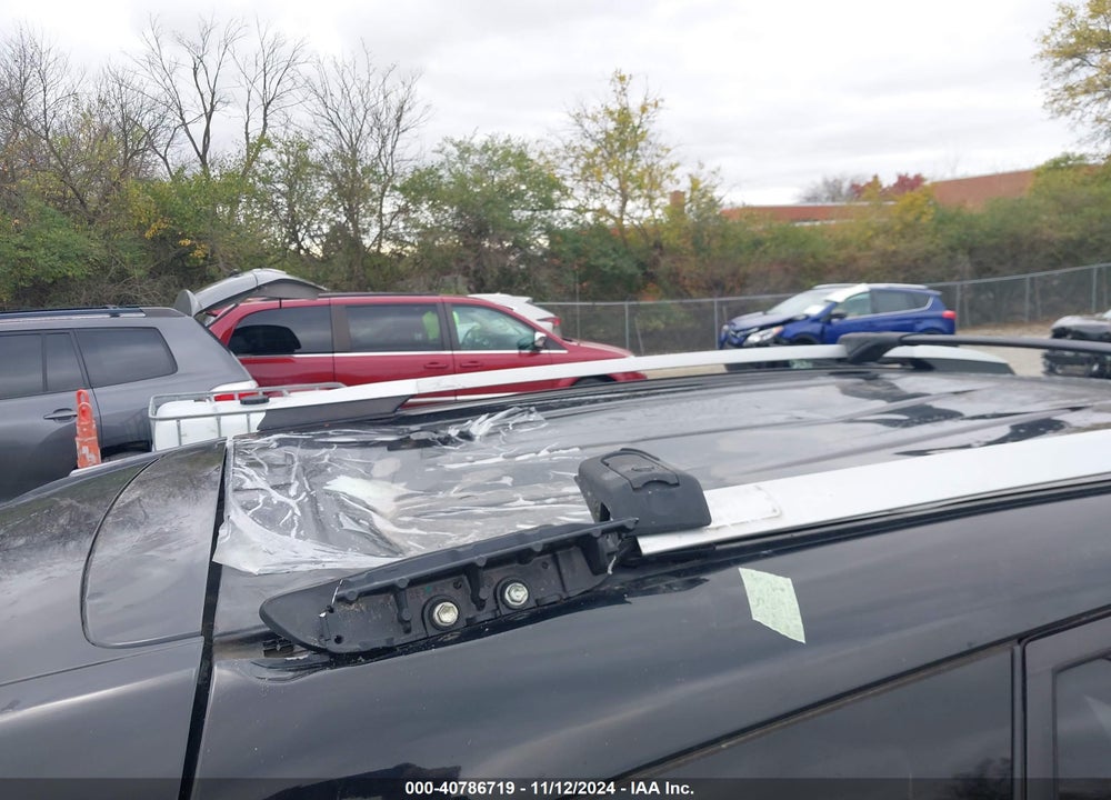 2014 TOYOTA RAV4 XLE VIN: 2T3RFREV1EW166254