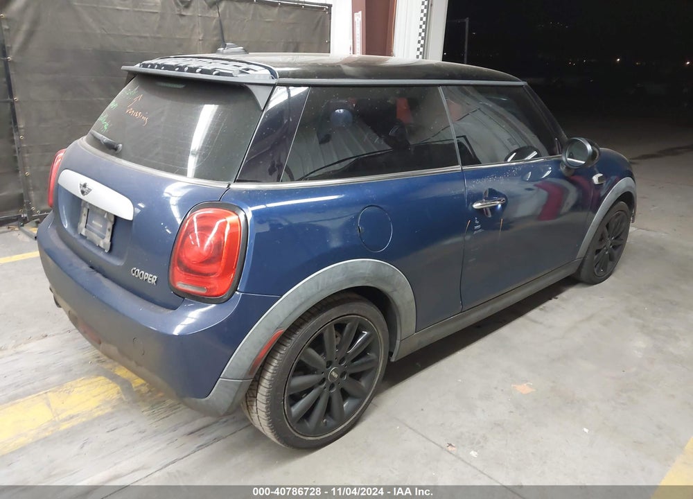 2015 MINI HARDTOP COOPER VIN: WMWXM5C55FT942296