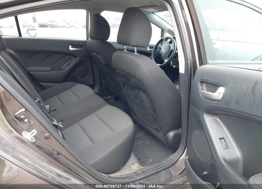 2017 KIA FORTE LX VIN: 3KPFK4A76HE058186