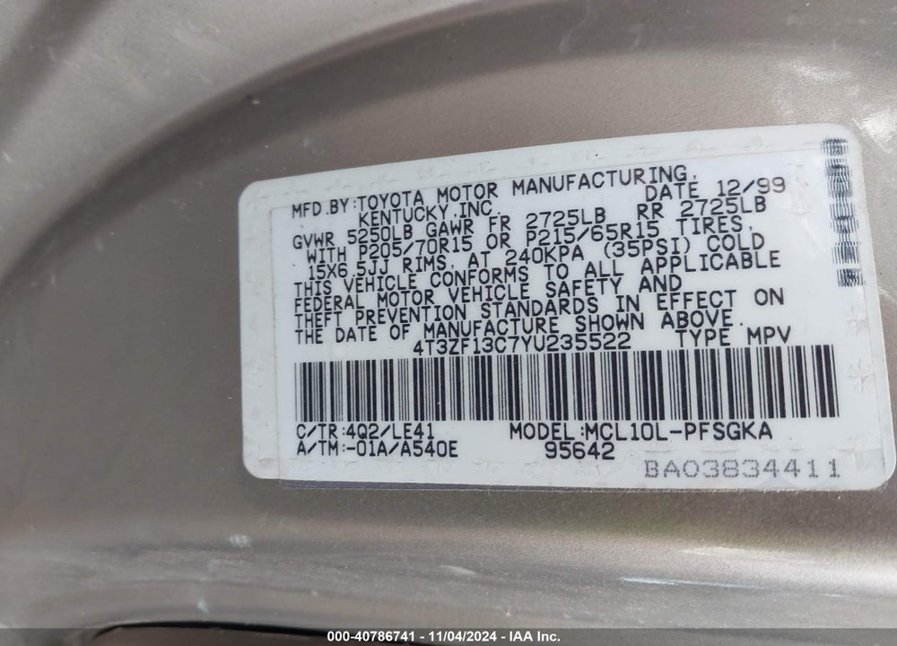 2000 TOYOTA SIENNA XLE VIN: 4T3ZF13C7YU235522