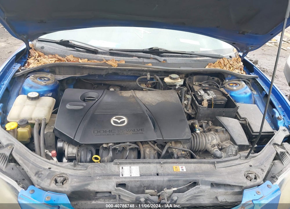 2005 MAZDA 3 S VIN: JM1BK123151240255