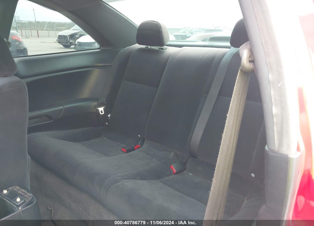 2003 HONDA CIVIC LX VIN: 1HGEM22563L003343