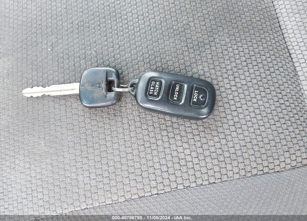 2008 PONTIAC VIBE VIN: 5Y2SL65898Z419828