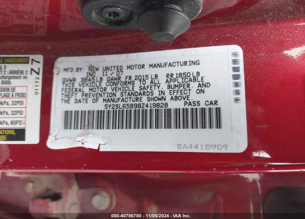 2008 PONTIAC VIBE VIN: 5Y2SL65898Z419828