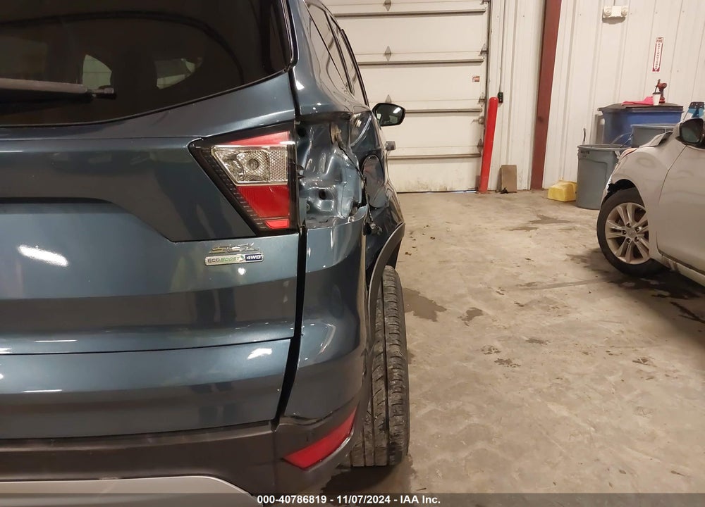 2018 FORD ESCAPE SEL VIN: 1FMCU9HD5JUC07132