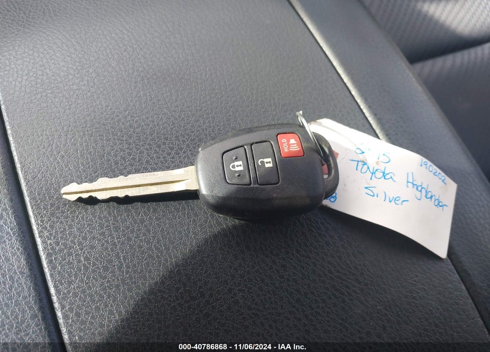 2015 TOYOTA HIGHLANDER VIN: 5TDZKRFH5FS107053