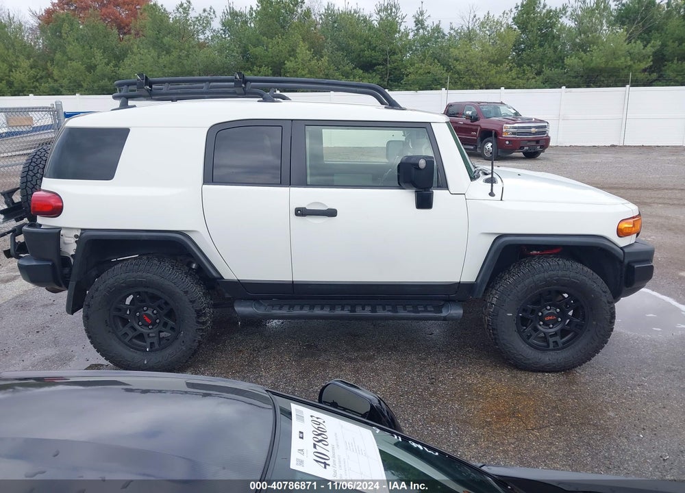 2013 TOYOTA FJ CRUISER VIN: JTEBU4BF2DK165978