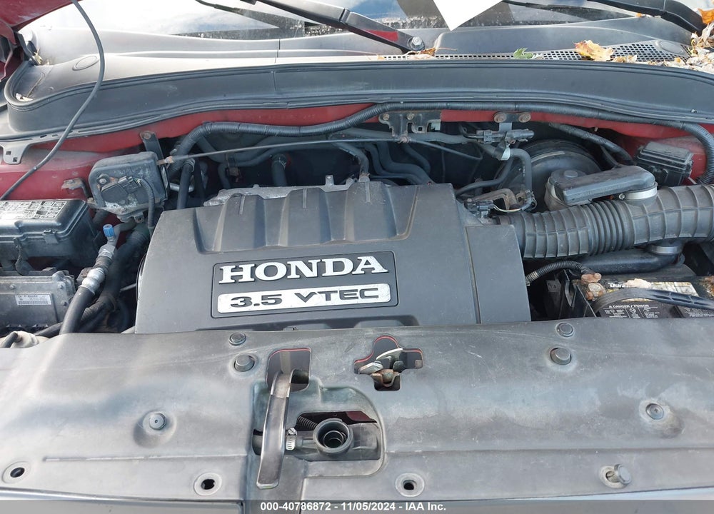 2005 HONDA PILOT EX VIN: 2HKYF18425H509385