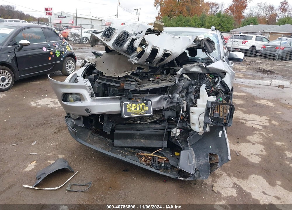 2014 JEEP CHEROKEE VIN: 1C4PJLCB2EW312688