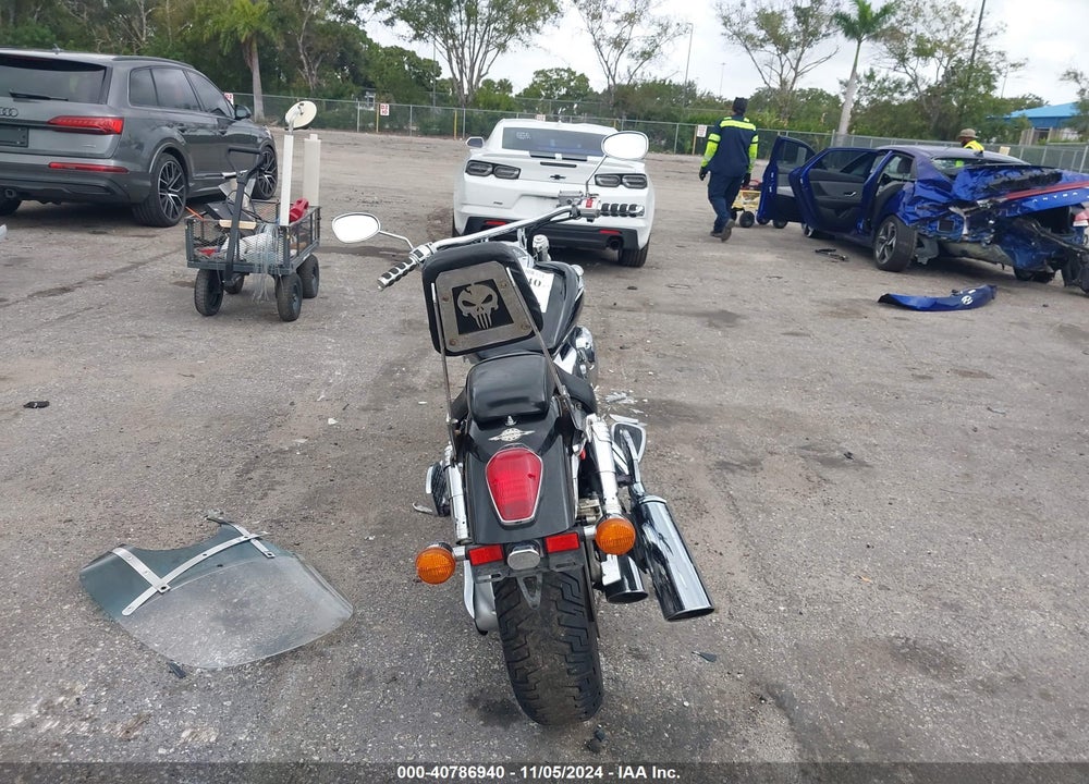 2007 HONDA VTX1300 C VIN: 1HFSC55097A306470