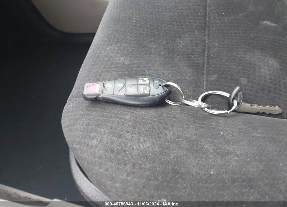 2013 DODGE GRAND CARAVAN SXT VIN: 2C4RDGCG5DR718944