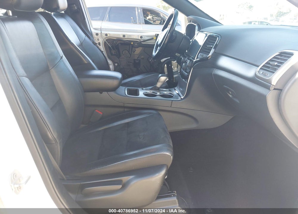 2019 JEEP GRAND CHEROKEE ALTITUDE 4X2 VIN: 1C4RJEAGXKC823999