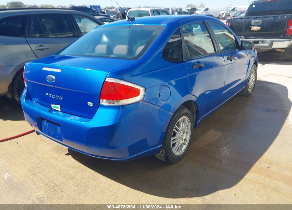 2010 FORD FOCUS SE VIN: 1FAHP3FN8AW202379