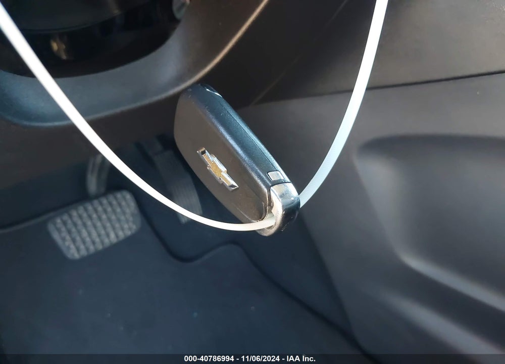 2019 CHEVROLET EQUINOX LT VIN: 3GNAXKEV7KS586439