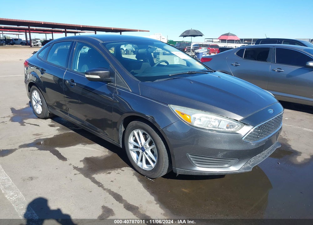 2017 FORD FOCUS SE VIN: 1FADP3F27HL210859